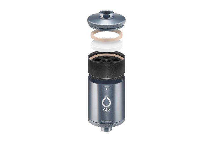 Un non-tissé filtrant élimine les grosses saletés avant que l’eau n’atteigne le filtre principal. ©&nbsp;Blaufaktor GmbH &amp; Co. KG